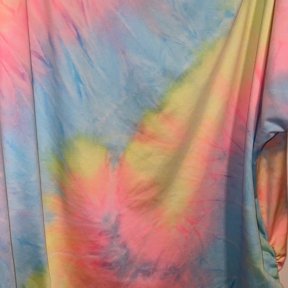 TIE- DYE OFF THE SHOULDER TOP - Picture 7 of 9